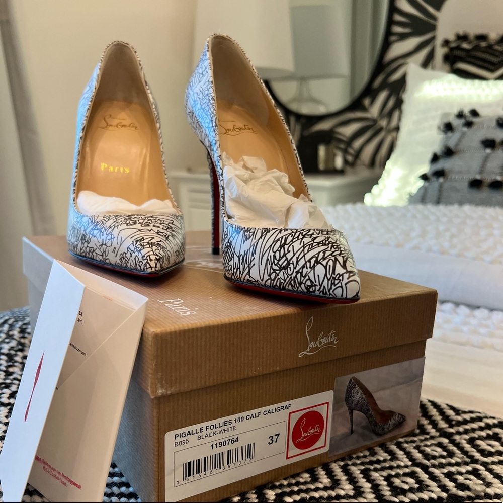 Christian Louboutin Pigalle Follies size 37. New with receipt.